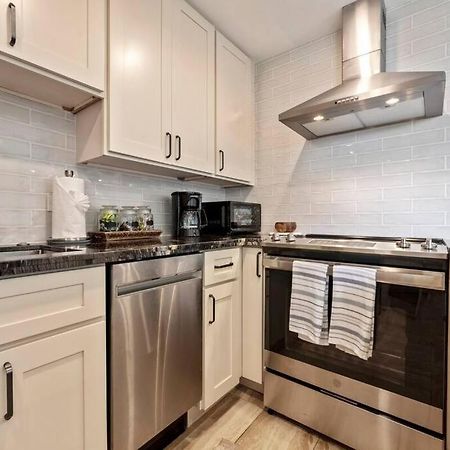 Hale Ono Loa 403- Top Floor, Ocean View, & Complete Modern Remodel Apartment Kahana Bagian luar foto