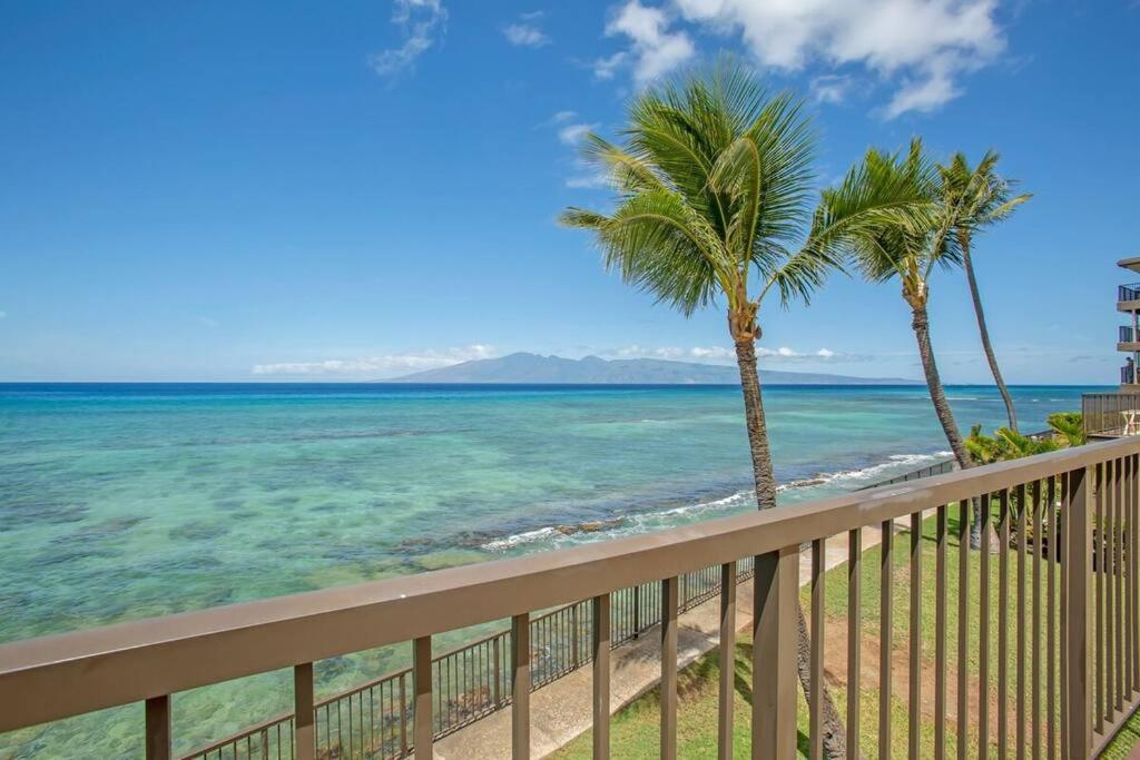 Hale Ono Loa 403- Top Floor, Ocean View, & Complete Modern Remodel Apartment Kahana Bagian luar foto