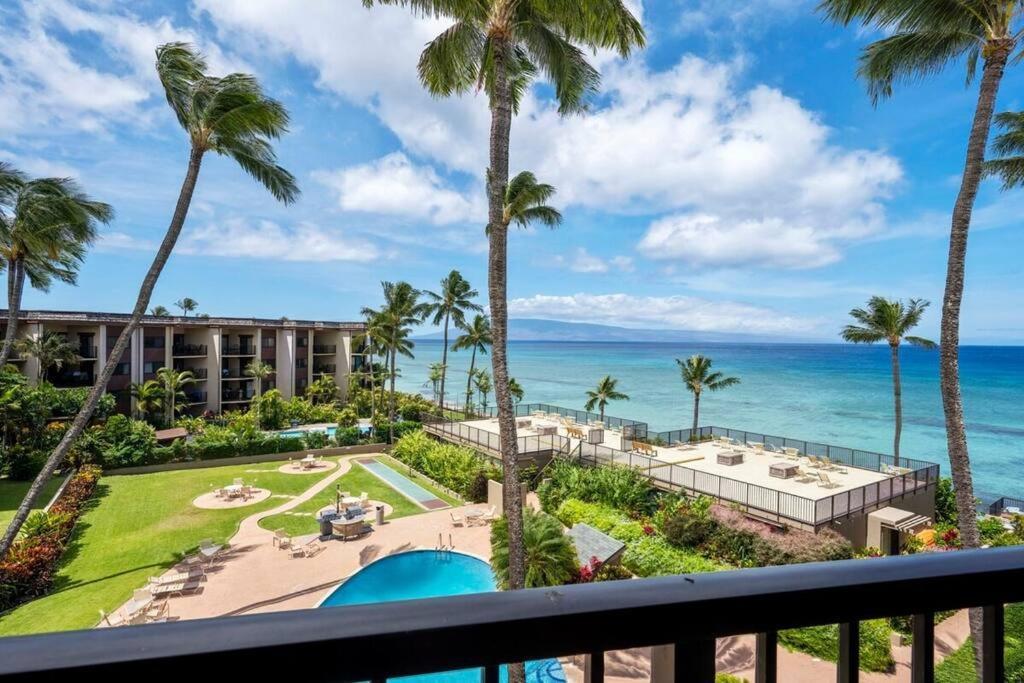 Hale Ono Loa 403- Top Floor, Ocean View, & Complete Modern Remodel Apartment Kahana Bagian luar foto