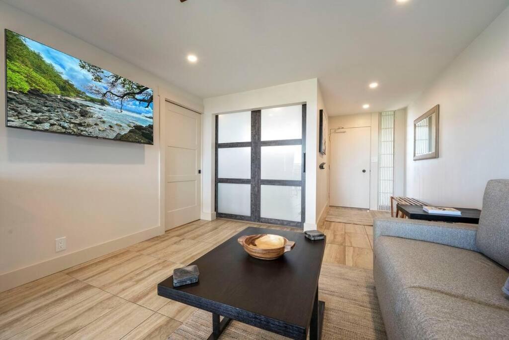 Hale Ono Loa 403- Top Floor, Ocean View, & Complete Modern Remodel Apartment Kahana Bagian luar foto