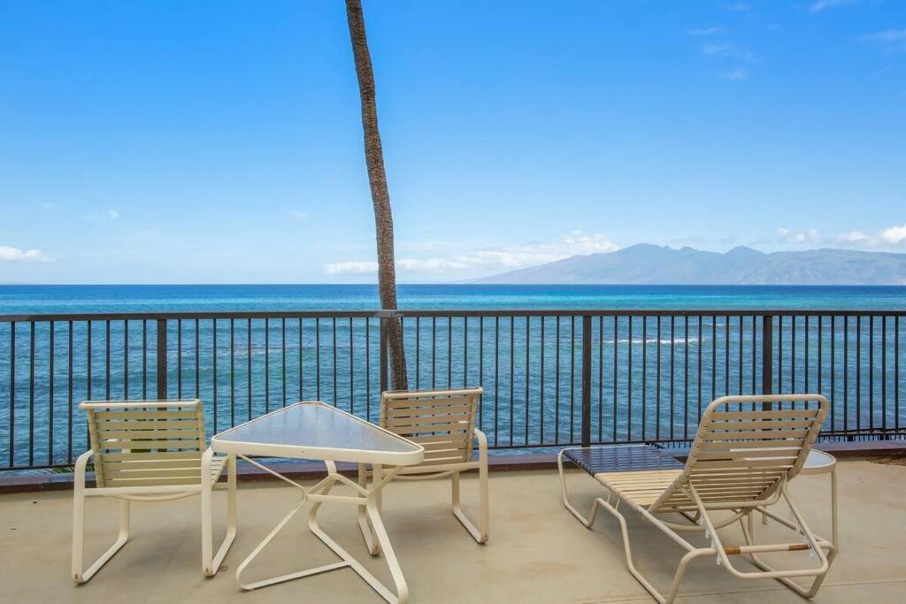 Hale Ono Loa 403- Top Floor, Ocean View, & Complete Modern Remodel Apartment Kahana Bagian luar foto